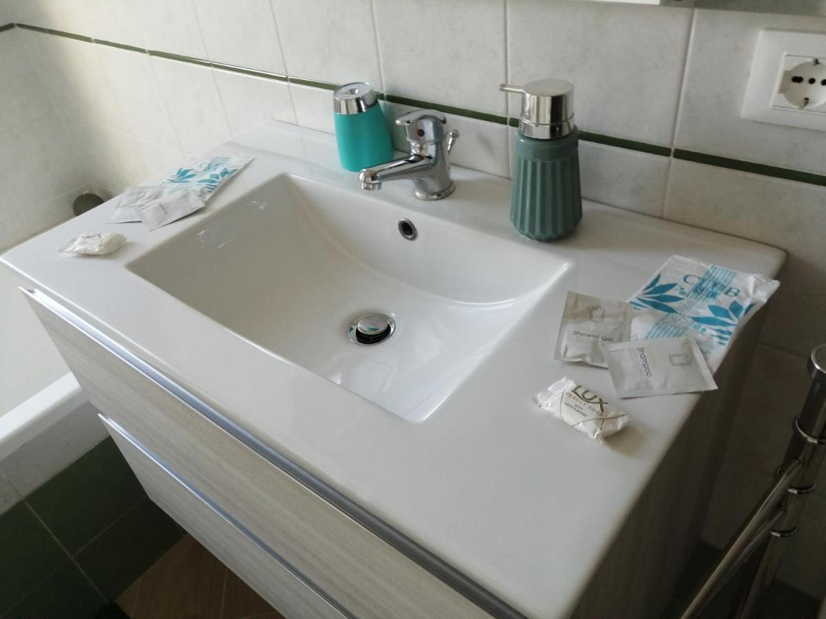 Due Torri Roma Guest House Eksteriør billede