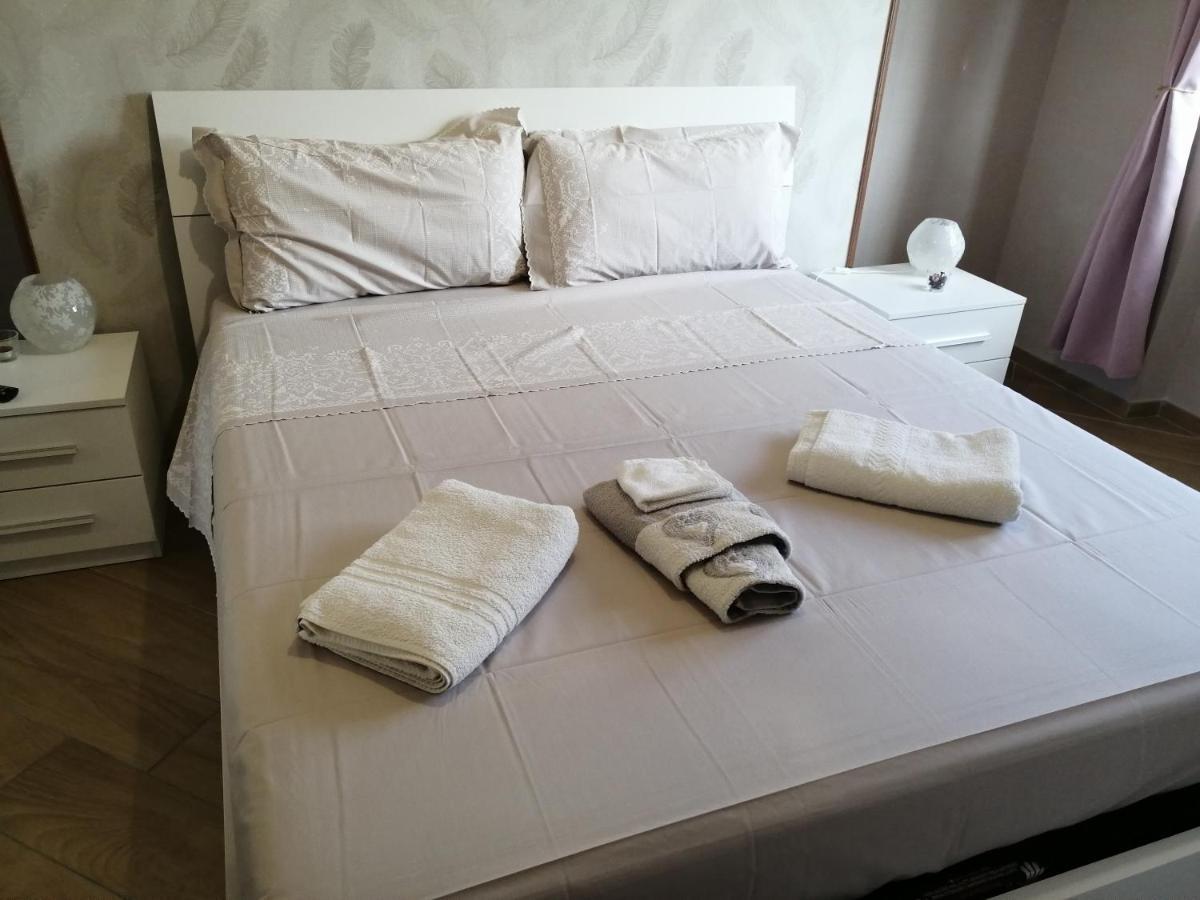 Due Torri Roma Guest House Eksteriør billede